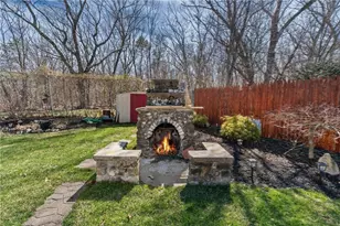 19 Annette Ave, Pawtucket, RI 02861 - Photo 31