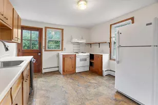 681 Putnam Pike, Smithfield, RI 02828 - Photo 23