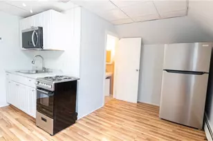 93 Warren Ave, East Providence, RI 02914 - Photo 7