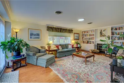 123 Pine Glen Drive, East Greenwich, RI 02818 - Photo 13