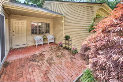 123 Pine Glen Drive, East Greenwich, RI 02818 - Photo 9