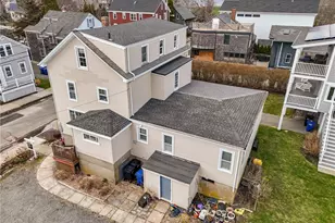 32 Houston Ave, Newport, RI 02840 - Photo 7