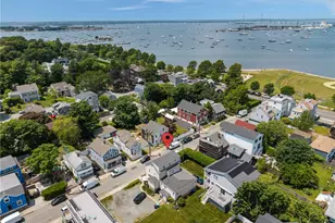 32 Houston Ave, Newport, RI 02840 - Photo 3