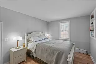 32 Houston Ave, Newport, RI 02840 - Photo 17