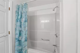 479 Providence St, Warwick, RI 02886 - Photo 19