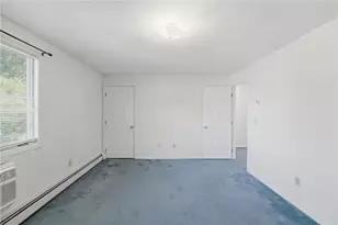 479 Providence St, Warwick, RI 02886 - Photo 23