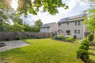 155 Pleasant St, Providence, RI 02906 - Photo 7