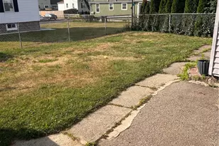 60 Arlington St, East Providence, RI 02914 - Photo 13