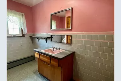 182 Highland Street, Woonsocket, RI 02895 - Photo 21