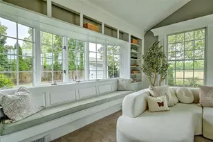 33 Meadowbrook Dr, Barrington, RI 02806 - Photo 5