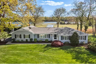 33 Meadowbrook Drive, Barrington, RI 02806 - Photo 1