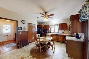 88 Brown St, Pawtucket, RI 02860 - Photo 11