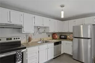 47 Morgan Ave, Johnston, RI 02919 - Photo 9