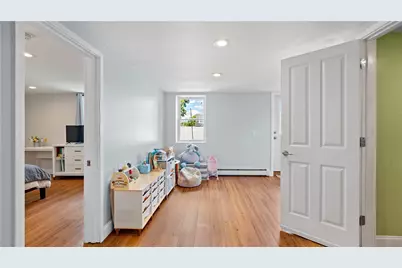8 Longvue Avenue, Westerly, RI 02891 - Photo 27