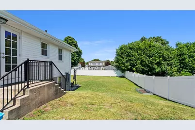 8 Longvue Avenue, Westerly, RI 02891 - Photo 41