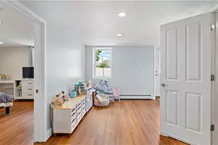 8 Longvue Ave, Westerly, RI 02891 - Photo 27