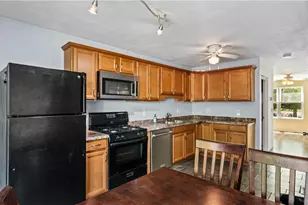 52 America St, Providence, RI 02903 - Photo 7