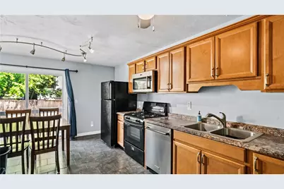 52 America Street #2, Providence, RI 02903 - Photo 5