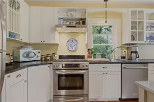30 Boulevard, Middletown, RI 02842 - Photo 23