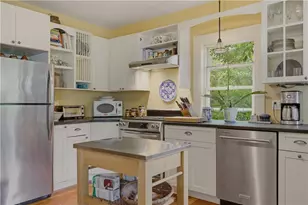 30 Boulevard, Middletown, RI 02842 - Photo 27