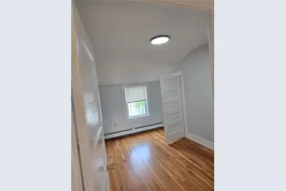 93 Bay View Avenue, Bristol, RI 02809 - Photo 9