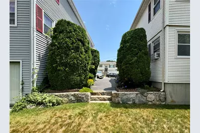 37 Harmony Drive, Providence, RI 02909 - Photo 11