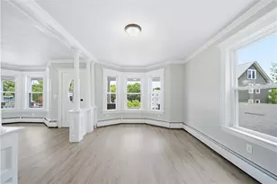 430 Cumberland Hill Rd, Woonsocket, RI 02895 - Photo 9
