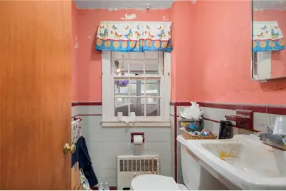 39 Greenfield Avenue, North Providence, RI 02911 - Photo 11