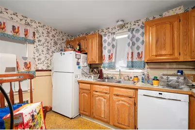 39 Greenfield Avenue, North Providence, RI 02911 - Photo 15