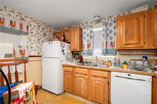 39 Greenfield Ave, North Providence, RI 02911 - Photo 15