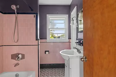16 Garden Street, Portsmouth, RI 02871 - Photo 19