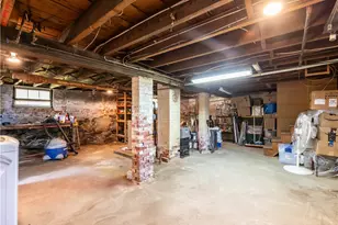 12 Manton St, Warwick, RI 02818 - Photo 23