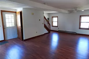 121 Oak St, Westerly, RI 02891 - Photo 5