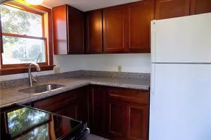 121 Oak St, Westerly, RI 02891 - Photo 9