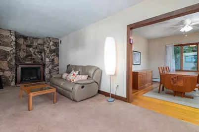 78 Darlingdale Avenue, Pawtucket, RI 02861 - Photo 9