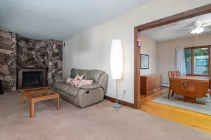 78 Darlingdale Ave, Pawtucket, RI 02861 - Photo 9