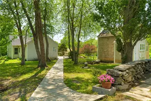 60 Snell Rd, Little Compton, RI 02837 - Photo 3