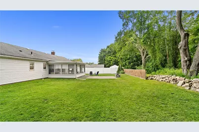 63 Heroux Boulevard, Cumberland, RI 02864 - Photo 35