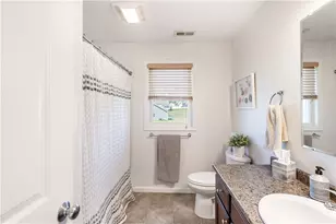 27 Streamview Dr, Cumberland, RI 02864 - Photo 21