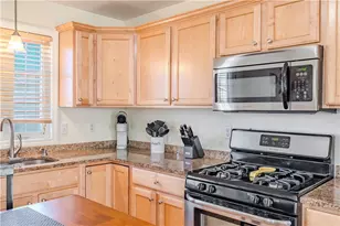 27 Streamview Dr, Cumberland, RI 02864 - Photo 5