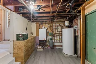 150 Wolcott Ave, Middletown, RI 02842 - Photo 17