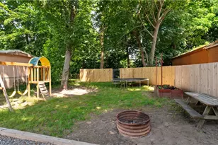 551 Pond St, Woonsocket, RI 02895 - Photo 33