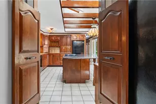 20 Oak Dell Cir, East Greenwich, RI 02818 - Photo 15