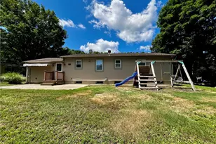 426 Arnold Rd, Coventry, RI 02816 - Photo 3
