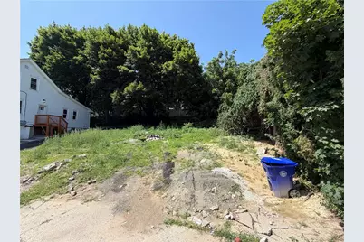 376 Hawkins Street, Providence, RI 02904 - Photo 3