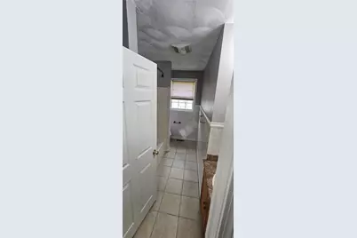 80 Unit Street #2, Providence, RI 02909 - Photo 3