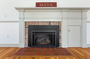 180 Poppasquash Rd, Bristol, RI 02809 - Photo 15
