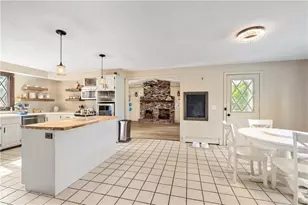 9 Plantation Dr, Cumberland, RI 02864 - Photo 11