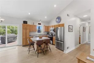 39 Hope Ln, Narragansett, RI 02882 - Photo 9