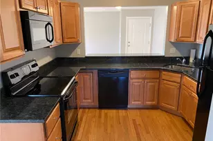 500 Mendon Rd, Cumberland, RI 02864 - Photo 3